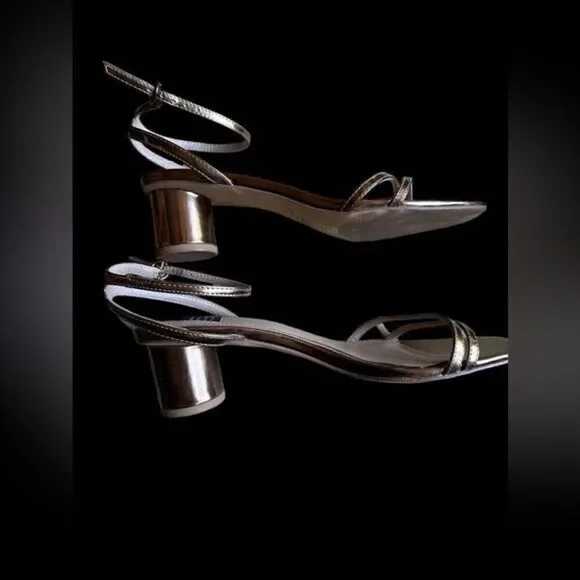 White House Black market Fabulous, strappy BRONZE leather sandal EUC 7M - Picture 7 of 13